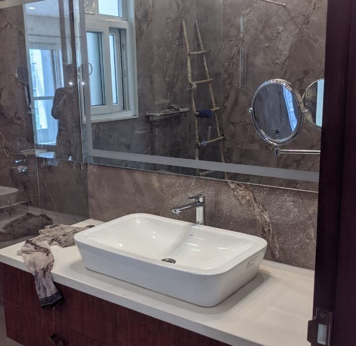 BATHHROOM VANITY 4