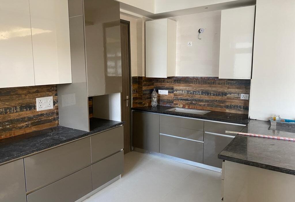 MODULAR KITCHEN