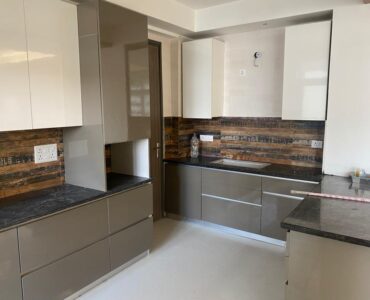 MODULAR KITCHEN