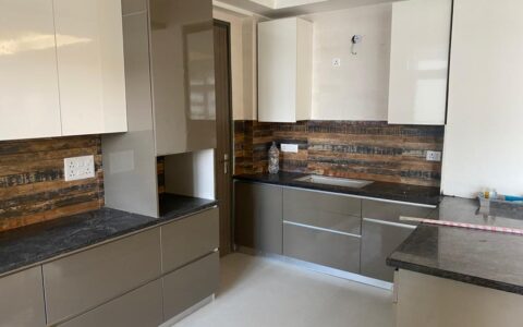 MODULAR KITCHEN