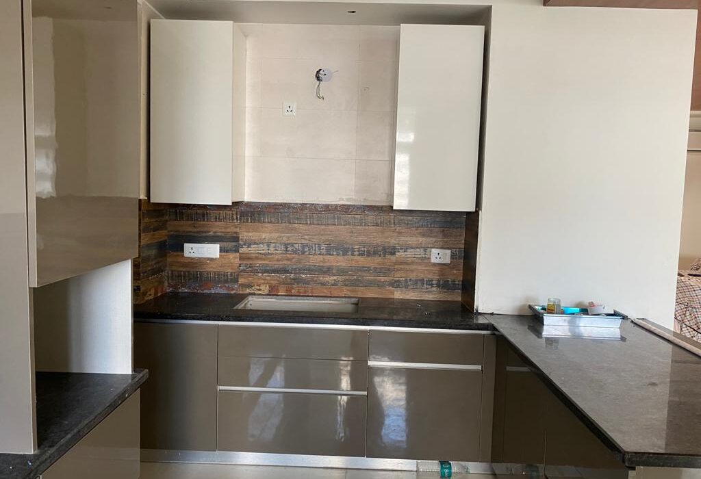MODULAR KITCHEN2
